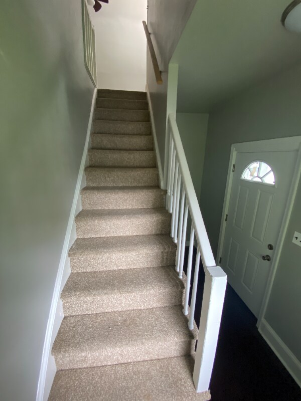 Building Photo - 3011 Glenmore Ave