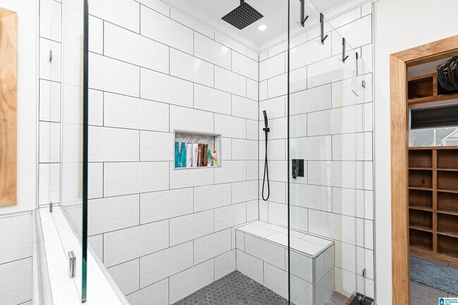 Building Photo - 43 Faulkner Dr