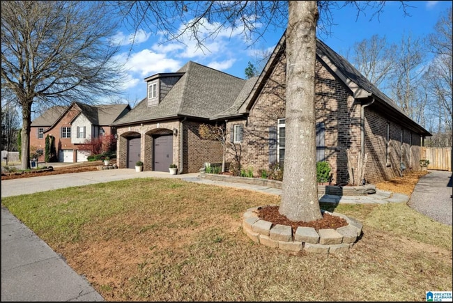 Building Photo - 2015 River Birch Way