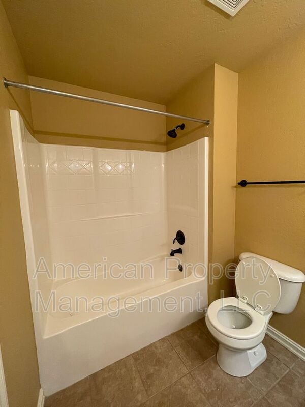 Building Photo - 13046 E 133rd Pl N