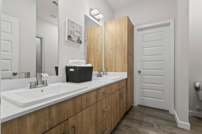 Building Photo - BRAND NEW HOMES FOR LEASE IN MERCEDES! 3BDs & 4BDs - CHOOSE YOUR HOME! MOVE IN SPECIAL - 1ST MONT...