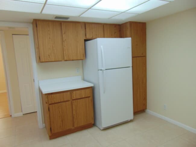 Building Photo - 3186 Via Poinciana