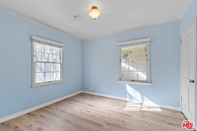 Building Photo - 17117 Weddington St