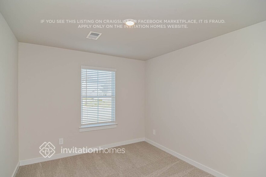 Building Photo - 1163 Bluffton Cir