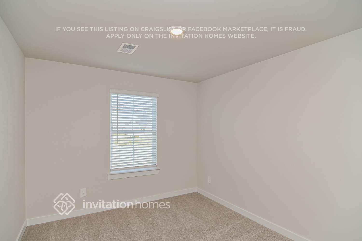 Building Photo - 1322 Bluffton Cir