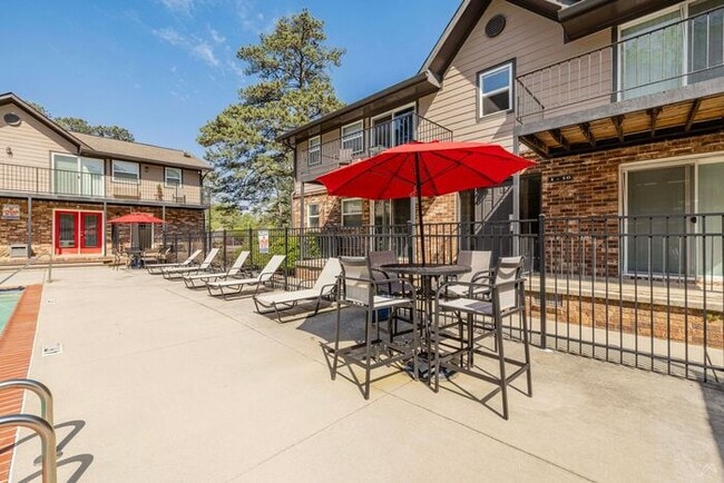 Building Photo - Spacious 1-Bedroom Living Near Emory & Toco Hills | 672 SF