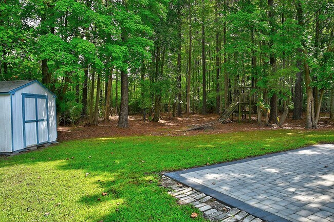 Building Photo - FOR RENT - Chesapeake in Bryant Farms / De...