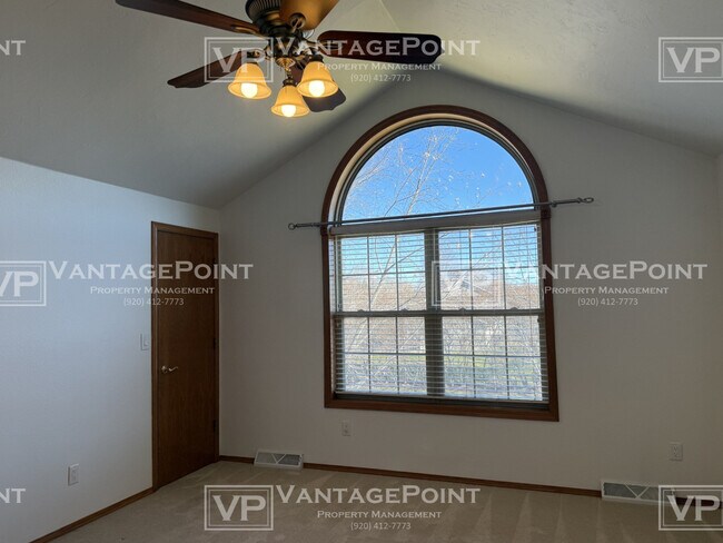 Building Photo - 2125 Elvira Way