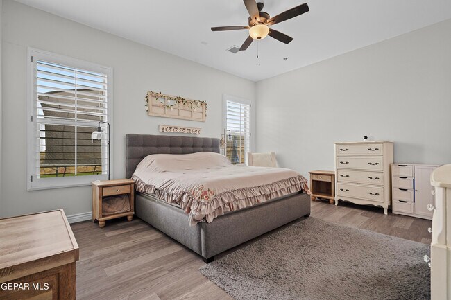 Building Photo - 13401 Carterton Ave