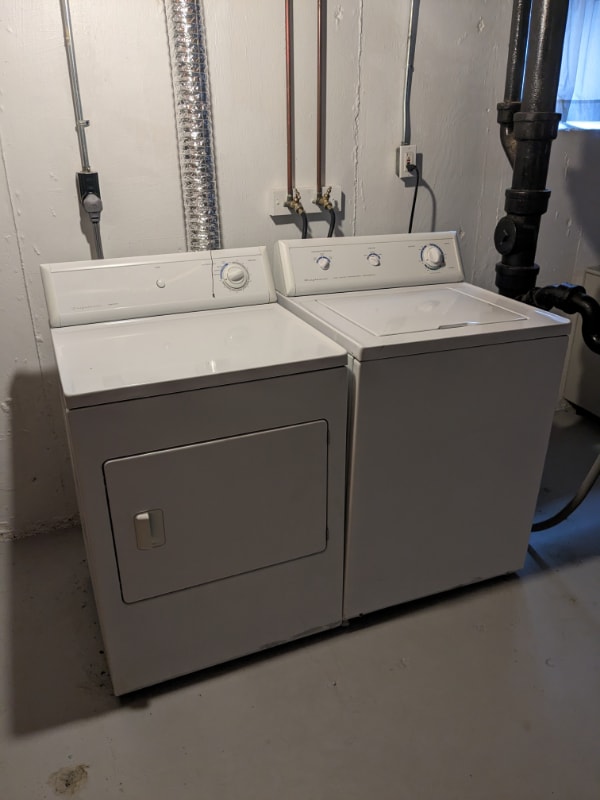 Building Photo - 3396 Tedmar Ave