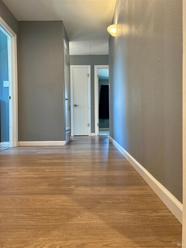 Building Photo - 3474 Quail Ct