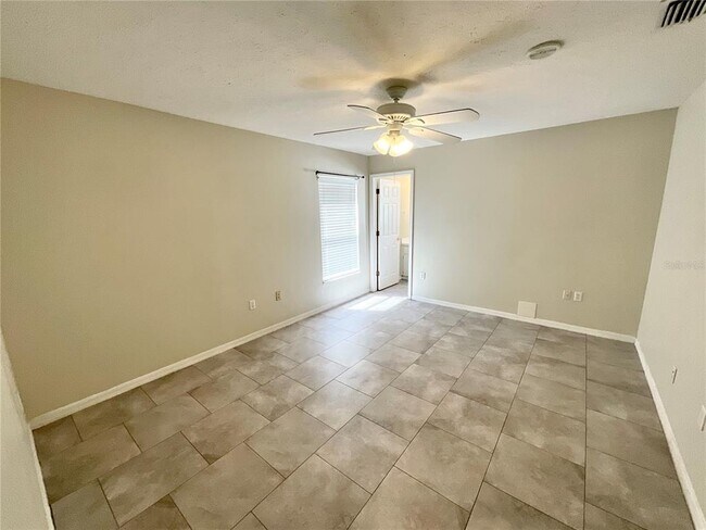 Building Photo - 7831 Barclay Rd
