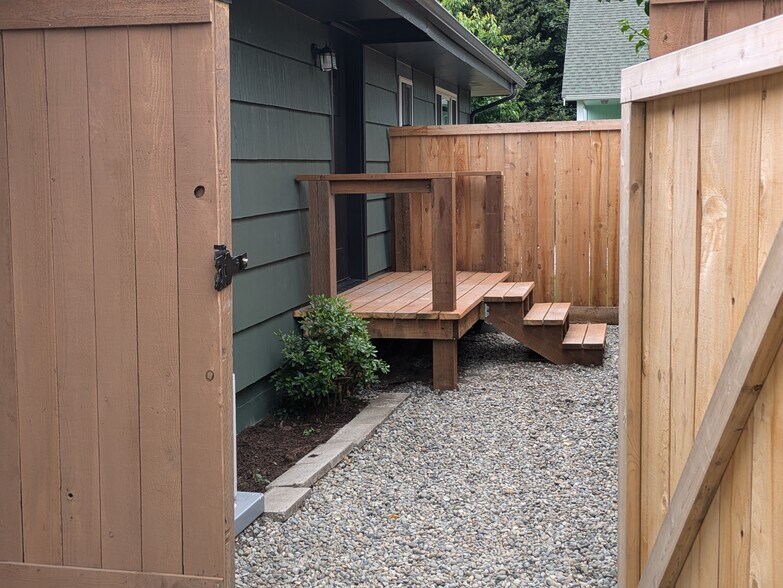 Building Photo - 4309 13th Ave SE