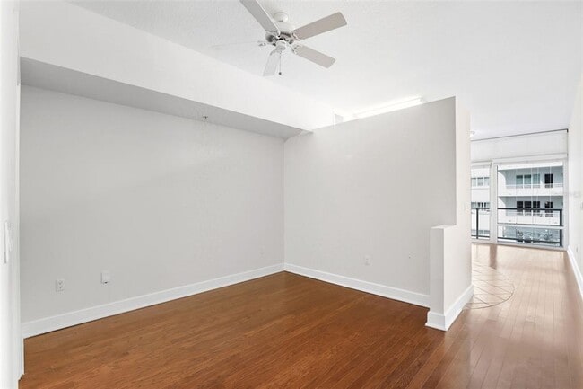 Building Photo - 101 S Eola Dr