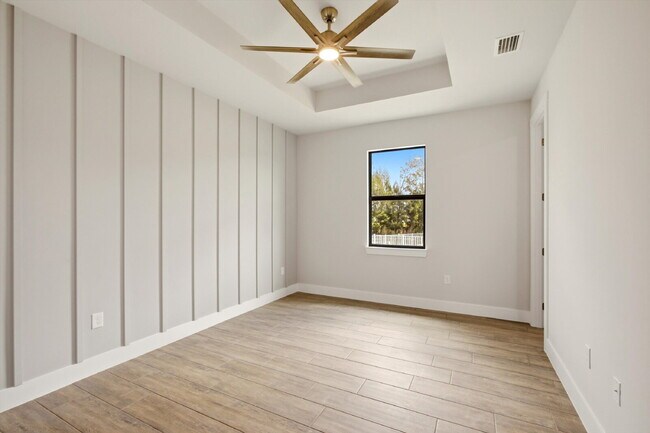 Building Photo - Brand New Canal-Front Pool Home for Rent, 3/2/2, NE Cape Coral. The Builder Didn't Cut Corners, S...