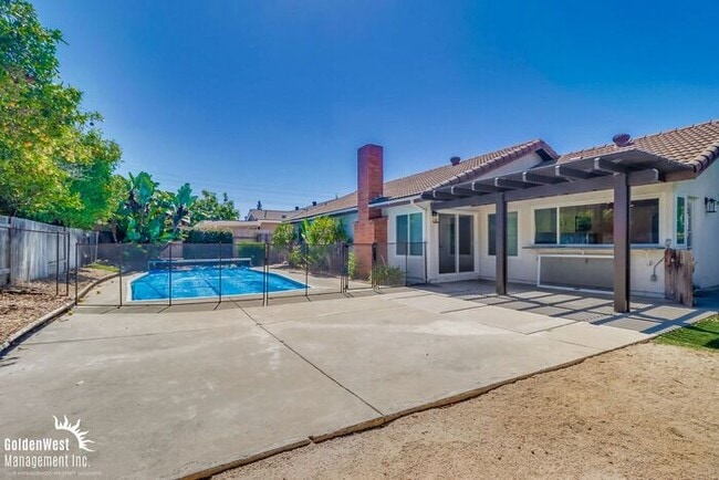 Building Photo - Stunningly Updated 3Bdm 2Ba Home Nearby Lake Murray!