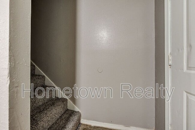 Building Photo - 312 NW 118th St