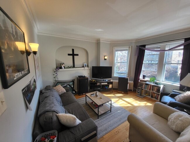 Building Photo - 5428-5430 N Kimball