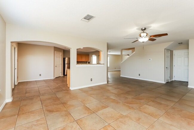 Building Photo - 8527 Cheyenne Bluff