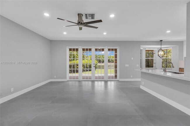 Building Photo - 1140 Cedar Falls Dr