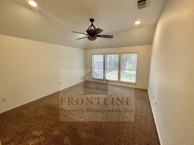 Building Photo - 629 Dorchester Dr