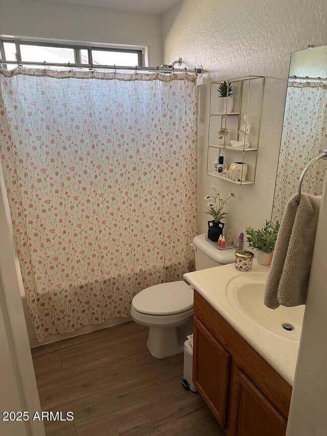 Building Photo - 1883 N Desert Willow St