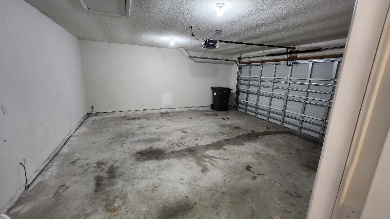 Building Photo - 915 Vonna Jo Cir