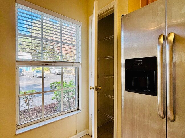 Building Photo - 2865 Woodlands Park Ct