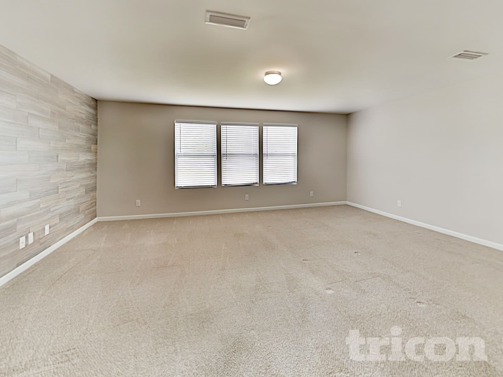 Building Photo - 8187 Thornton St