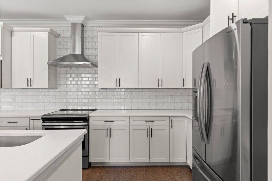 Building Photo - 1524 Farmhouse Trl