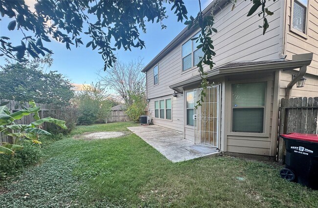 Building Photo - 9327 Purston Ct