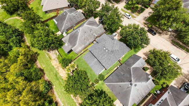 Building Photo - 6914 Grants Hollow Ln