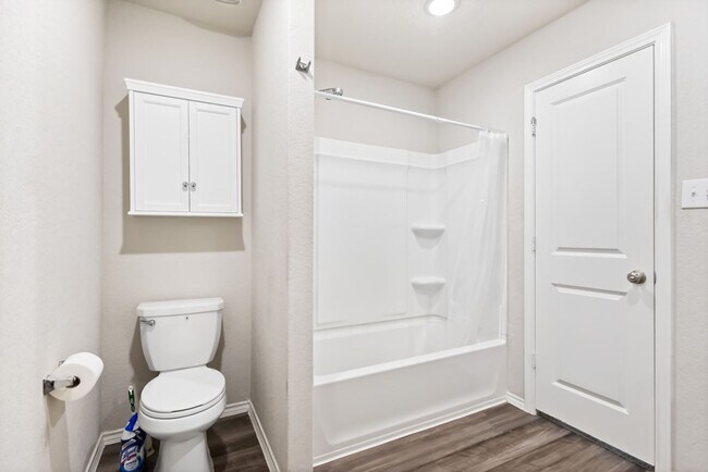 Building Photo - 13726 Locklear Way