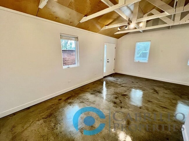 Building Photo - 2502 54th St
