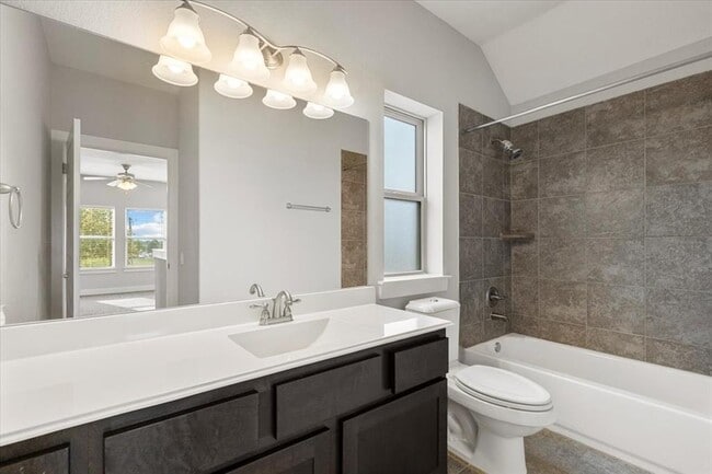 Building Photo - 6009 Baythorne Dr