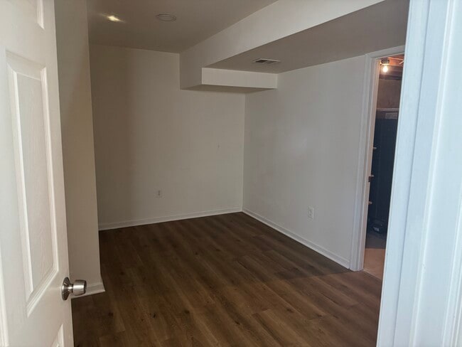 Building Photo - 11717 Dinwiddie Dr