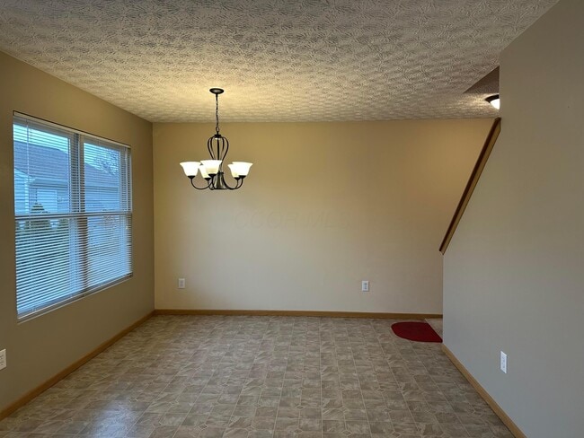 Building Photo - 135 Saratoga St