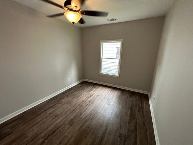 Building Photo - Updated 3/1 House in South Rome- $1,095