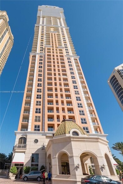 Building Photo - 17749 Collins Ave