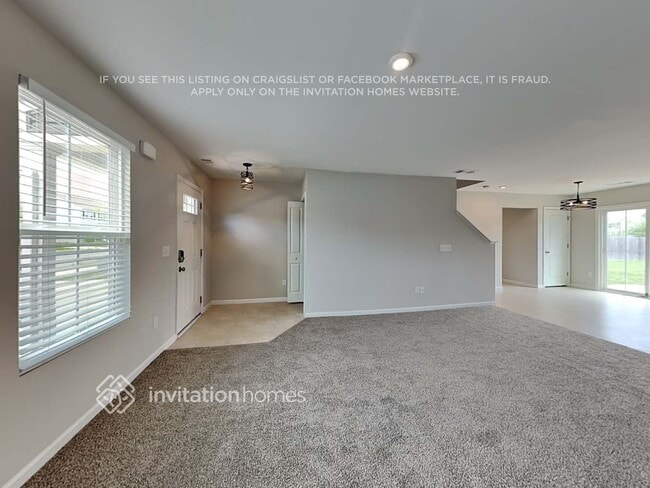 Building Photo - 2408 Solomon Ln