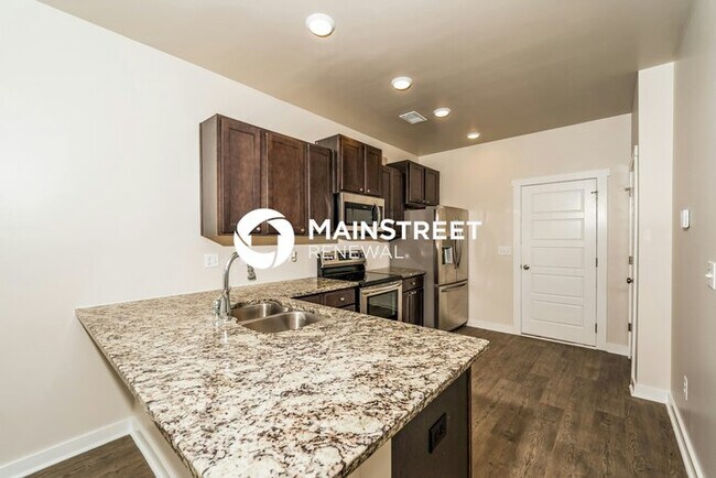 Building Photo - 3 Bedroom Pet-Friendly Home in McCalla, AL with Main Street Renewal