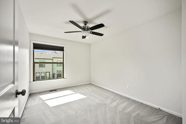 Building Photo - 23493 Adagio Terrace