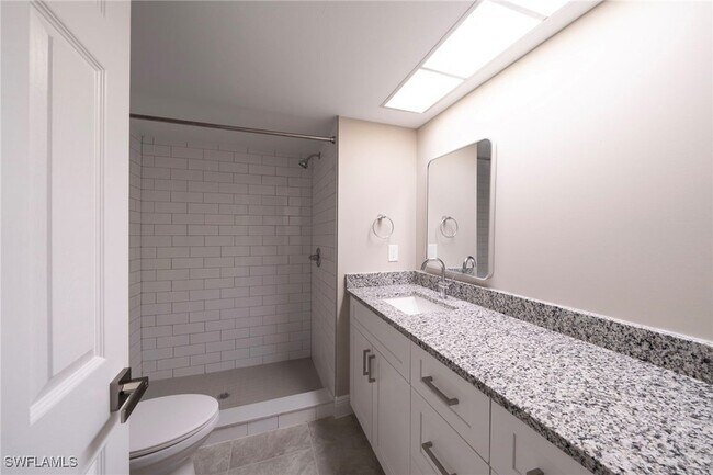 Building Photo - 17456 Woodland Trace Dr