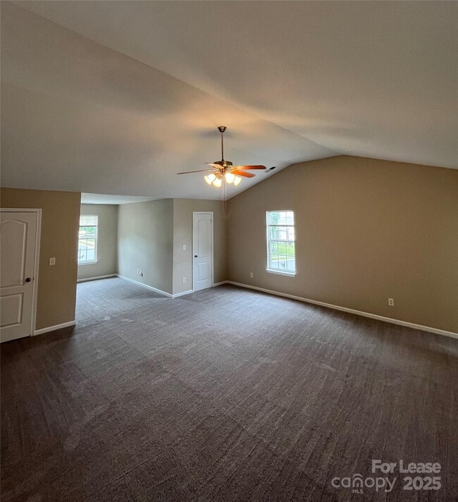 Building Photo - 15315 Edgewater Forest Ln