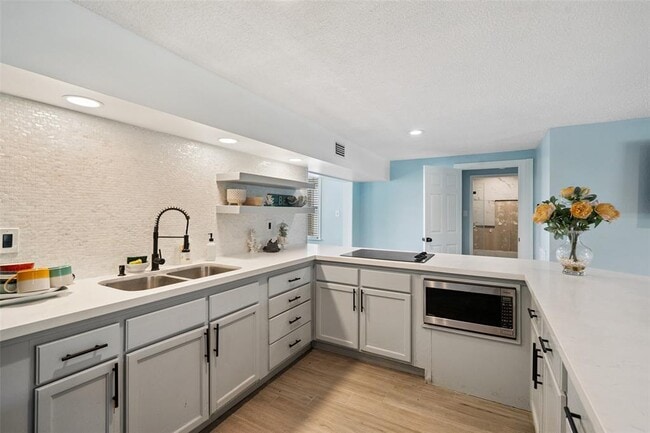 Building Photo - 77 Bayou Vista Dr