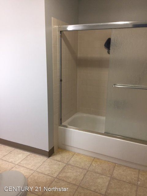 Building Photo - 3 br, 1.5 bath House - 6375 SW 130th Avenue