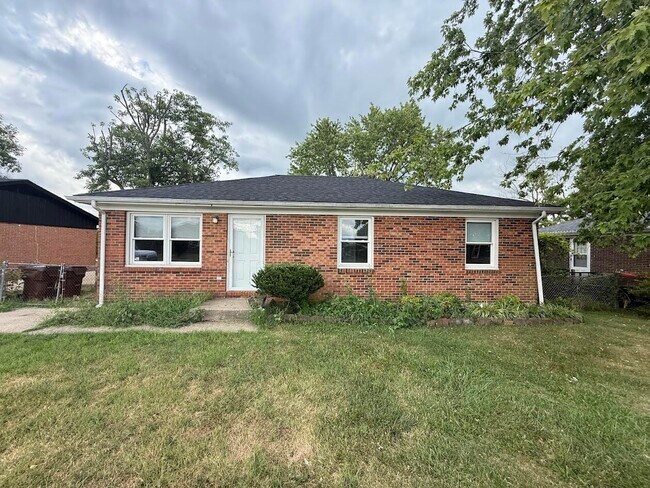 Primary Photo - 408 Foxwood Dr