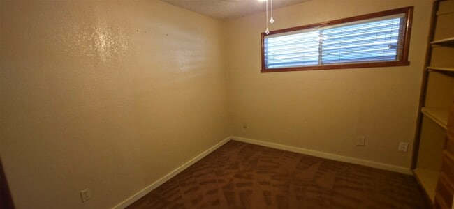 Building Photo - 3321 Avenue M