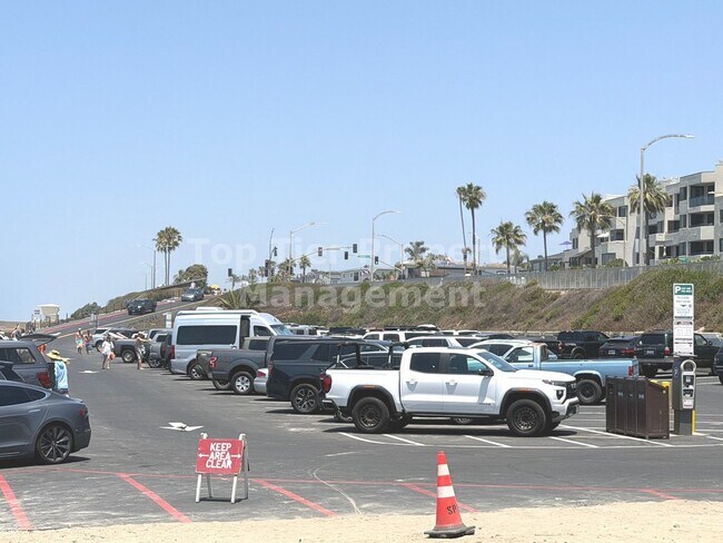 Building Photo - ***Beautiful Oceanfront 3 bed, 2 bath, 2,076 sqft House in Carlsbad Village - Available 06/15***