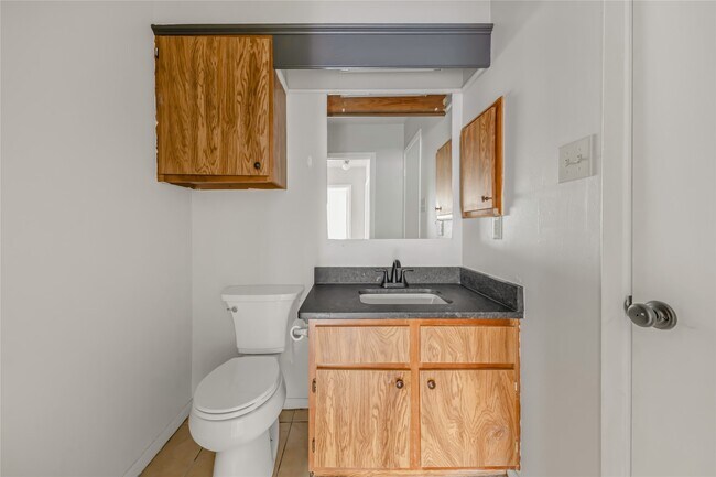 Building Photo - 1412 Gramma Ct